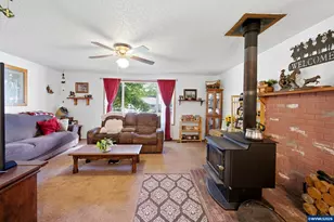 117 Roundtree Way, Gates, OR 97346 - Photo 15