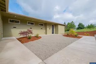 12031 Happy Way, Jefferson, OR 97352 - Photo 3