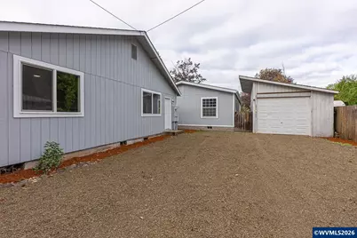 1850 S 9th St, Lebanon, OR 97355 - Photo 5