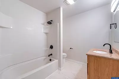 816 14th Av, Sweet Home, OR 97386 - Photo 25