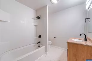 816 14th Ave, Sweet Home, OR 97386 - Photo 25