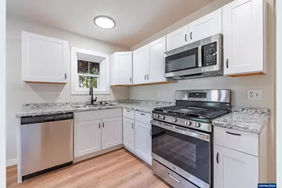 816 14th Av, Sweet Home, OR 97386 - Photo 9