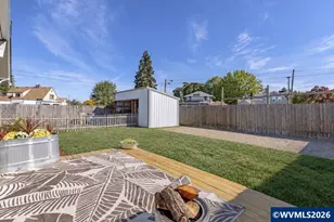 271 S 3rd St, Lebanon, OR 97355 - Photo 21