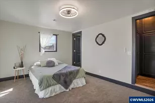 271 S 3rd St, Lebanon, OR 97355 - Photo 15