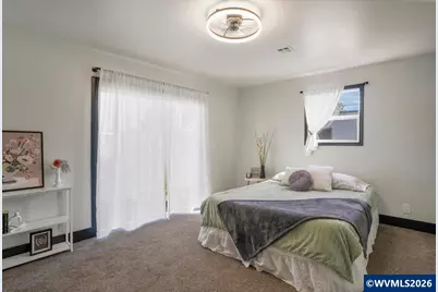 271 S 3rd St, Lebanon, OR 97355 - Photo 13