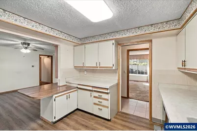 4708 Indiana Av NE, Salem, OR 97305 - Photo 13