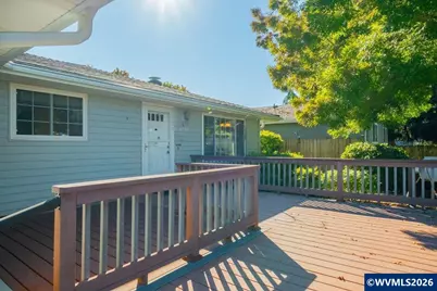 4708 Indiana Av NE, Salem, OR 97305 - Photo 5