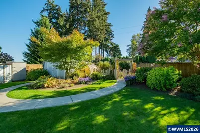 4708 Indiana Av NE, Salem, OR 97305 - Photo 39