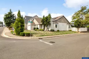 14941 Seal Rock Ave NE, Aurora, OR 97002 - Photo 3