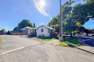 1890 McCoy Ave NE, Salem, OR 97301 - Photo 1