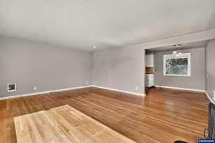 767 Browning Ave S, Salem, OR 97302 - Photo 9