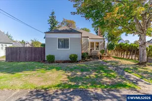 1162 SE Lyle St, Dallas, OR 97338 - Photo 1