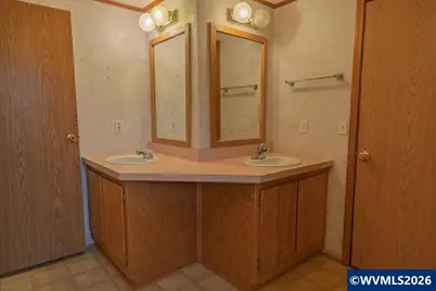 2410 Lancaster #354 Dr SW, Salem, OR 97317 - Photo 17
