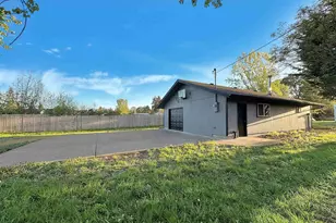 14725 Mitchell St SE, Jefferson, OR 97352 - Photo 3
