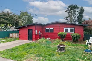 404 36th Ave NE, Salem, OR 97301 - Photo 3