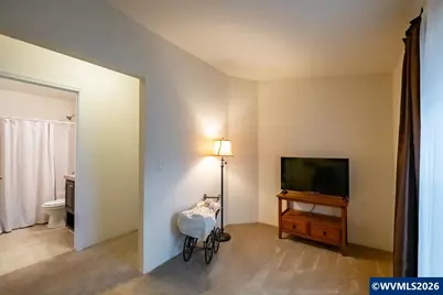 612 N Cascade Dr #76, Woodburn, OR 97071 - Photo 21
