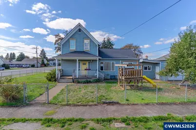991 SE Lyle St, Dallas, OR 97338 - Photo 3