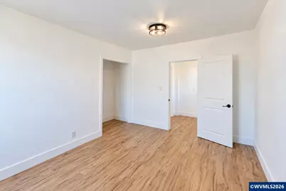 303 W Water St, Stayton, OR 97383 - Photo 25