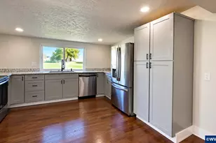 8196 65th Ave NE, Salem, OR 97305 - Photo 7