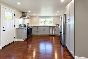 8196 65th Ave NE, Salem, OR 97305 - Photo 9