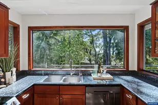 1156 NW Charlemagne Pl, Corvallis, OR 97330 - Photo 15
