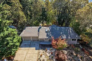 1156 NW Charlemagne Pl, Corvallis, OR 97330 - Photo 1