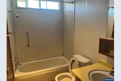 5422 Portland #67 Rd NE, Salem, OR 97305 - Photo 15