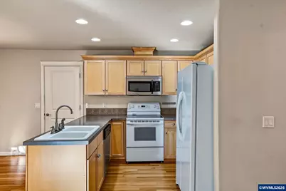 263 Laurine St NE, Salem, OR 97301 - Photo 9
