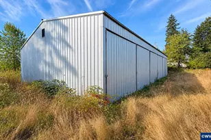 38140 Weirich Dr, Lebanon, OR 97355 - Photo 11