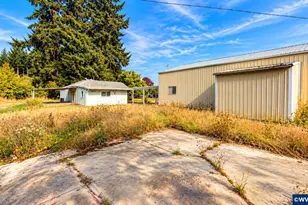 38140 Weirich Dr, Lebanon, OR 97355 - Photo 5