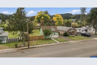 1923 Long St, Sweet Home, OR 97386 - Photo 29