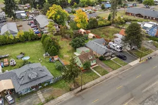 1923 Long St, Sweet Home, OR 97386 - Photo 33