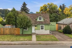 1923 Long St, Sweet Home, OR 97386 - Photo 1