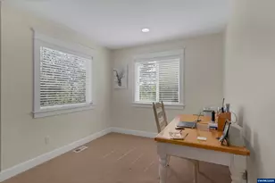 6150 Genesis St, Salem, OR 97306 - Photo 33