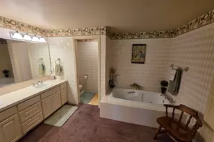 6425 Castle Lake Ct N, Keizer, OR 97303 - Photo 33