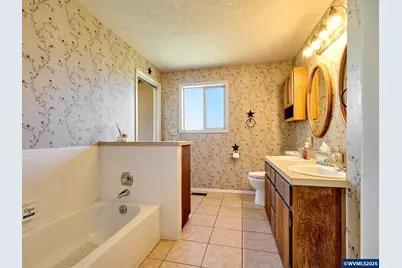 1060 Silver Falls Dr NE, Silverton, OR 97381 - Photo 45