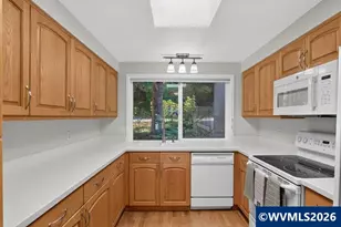1223 Karen Way NW, Salem, OR 97304 - Photo 5