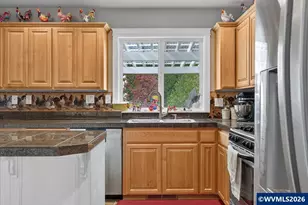 2442 Broadway St NW, Albany, OR 97321 - Photo 9