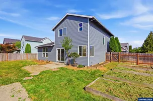 2523 Concord St, Woodburn, OR 97071 - Photo 45