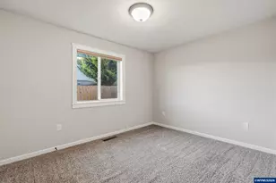 197 NW Bonanza Ave, Dallas, OR 97338 - Photo 21