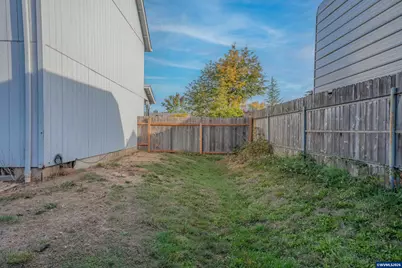 3382 NE Clearwater Dr, Albany, OR 97321 - Photo 35
