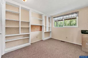 1922 NW Springhill Dr, Albany, OR 97321 - Photo 21