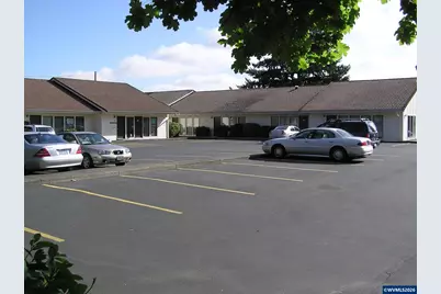 724 Hawthorne Av NE #724, Salem, OR 97301 - Photo 1