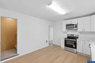 920 Baxter Rd SE, Salem, OR 97306 - Photo 11