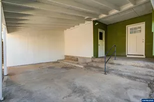 920 Baxter Rd SE, Salem, OR 97306 - Photo 29