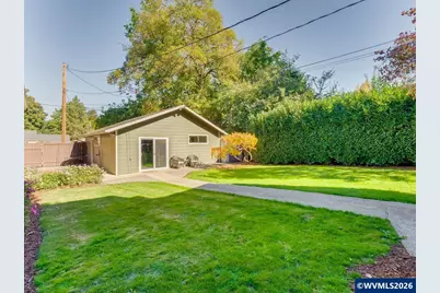 471 Montgomery St, Woodburn, OR 97071 - Photo 43