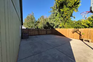 1023 Randall Way, Independence, OR 97351 - Photo 19