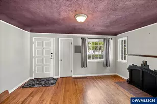 2070 19th St NE, Salem, OR 97301 - Photo 5