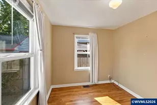2070 19th St NE, Salem, OR 97301 - Photo 23