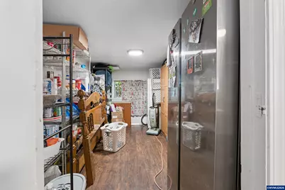 844 NE Johnson St, Myrtle Creek, OR 97457 - Photo 5